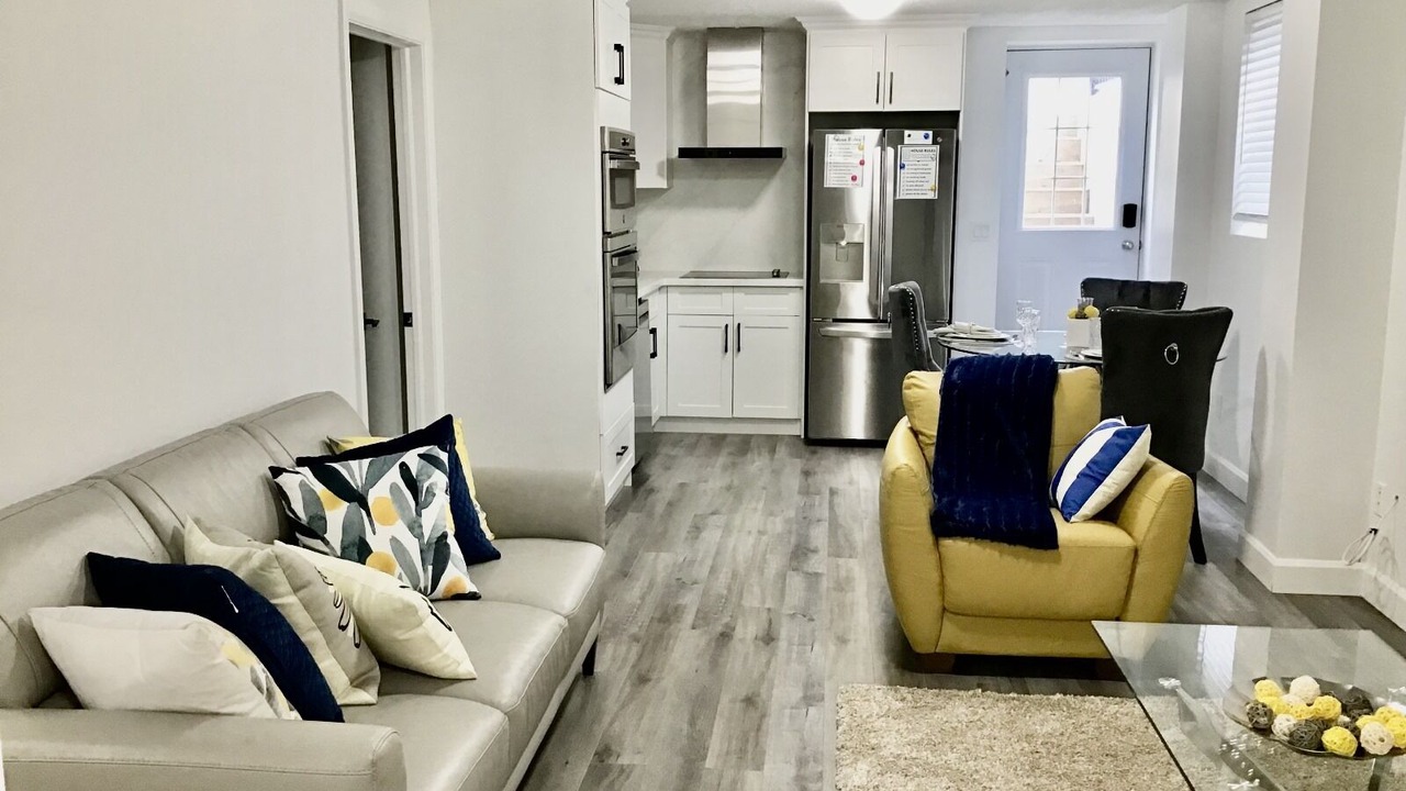 Photo of Livingroom in Milton