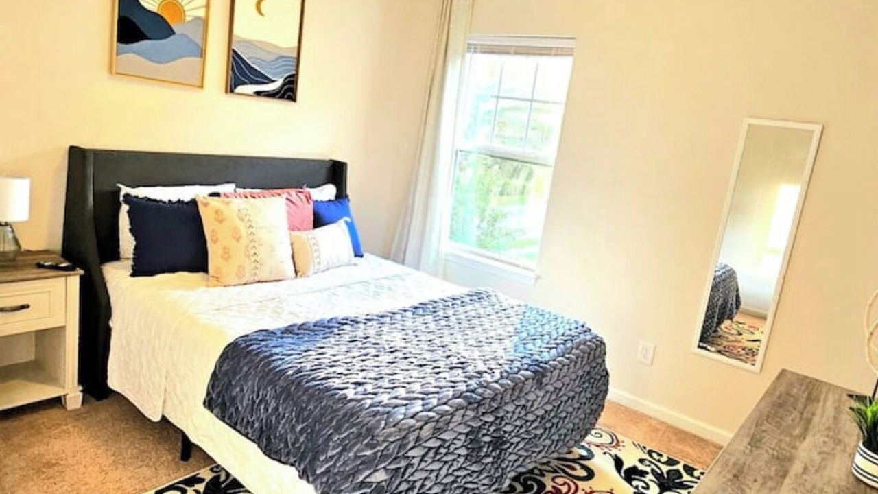 Photo of Bedroom in Chesapeake