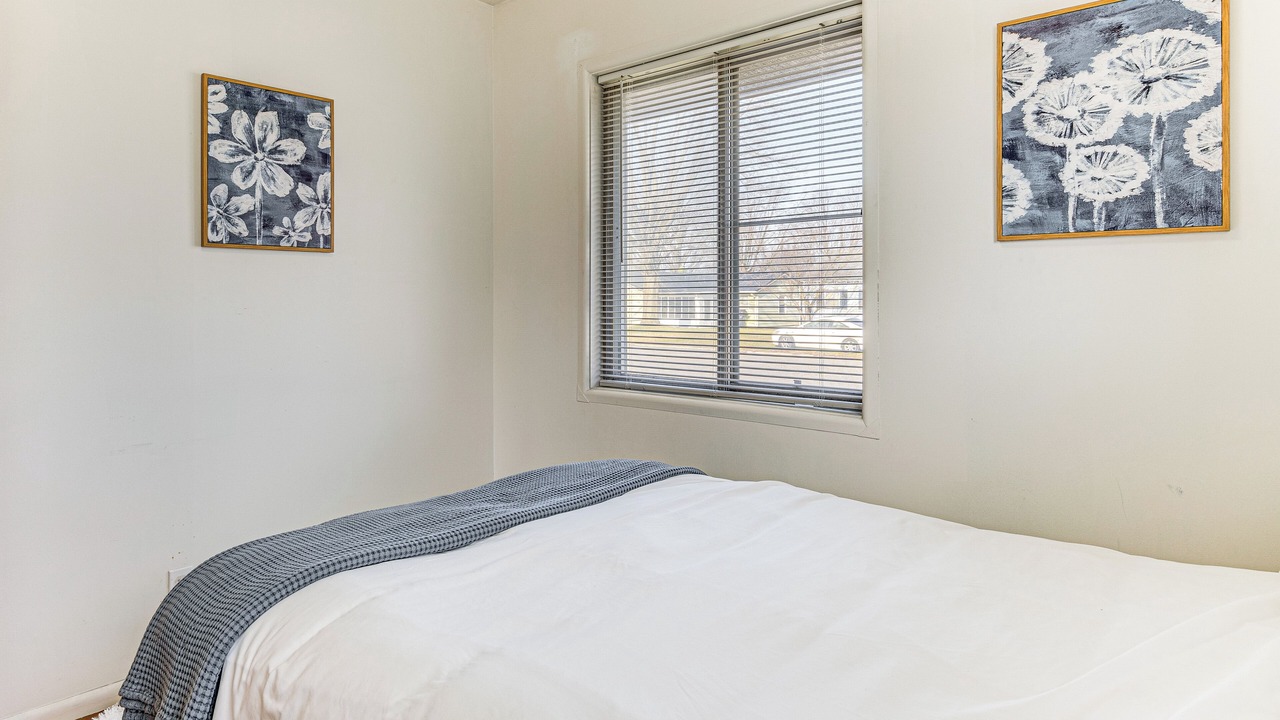 Photo of Bedroom in Logansport