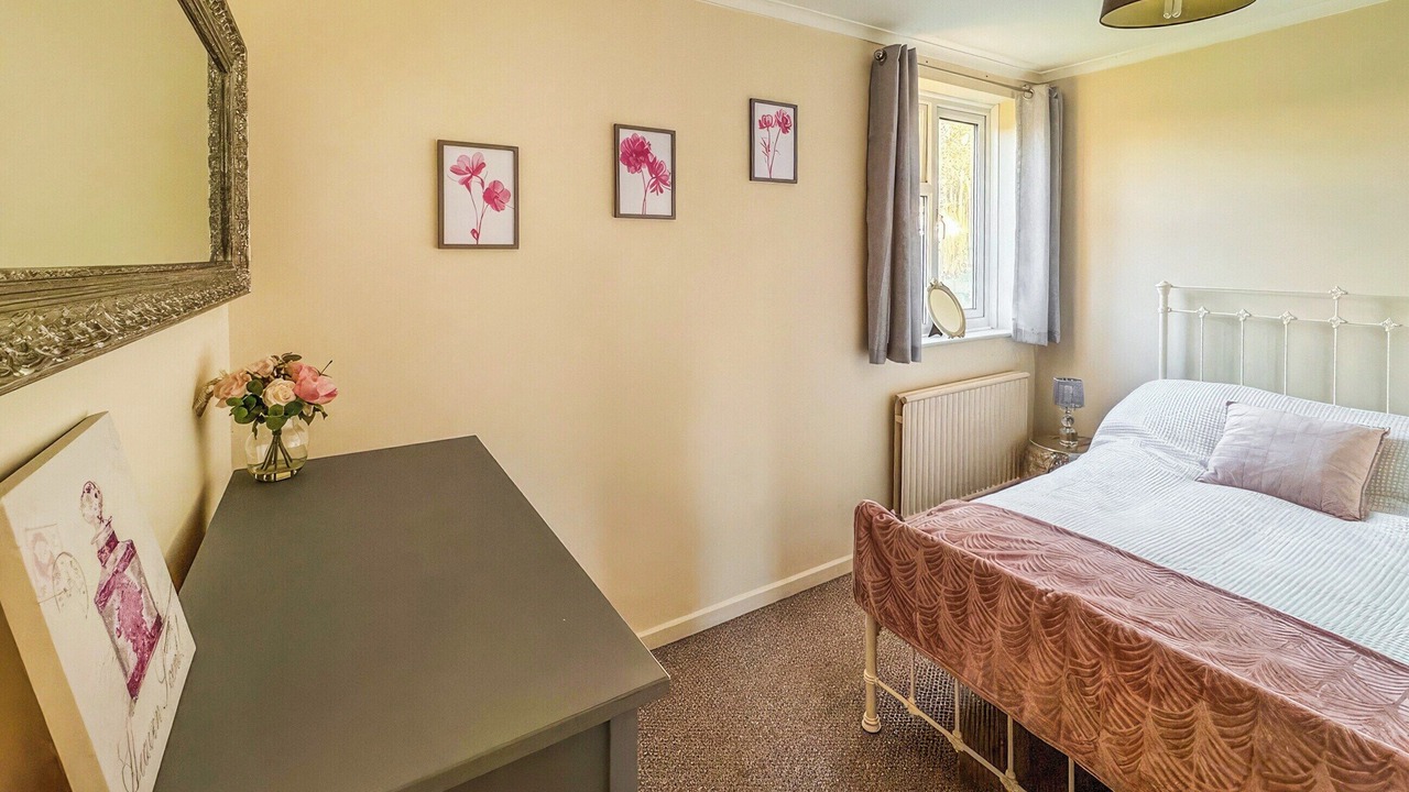 Photo of Others in Howlett End