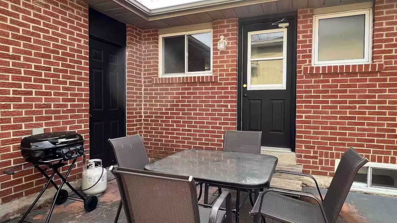 Photo of Outdoor in Oakville