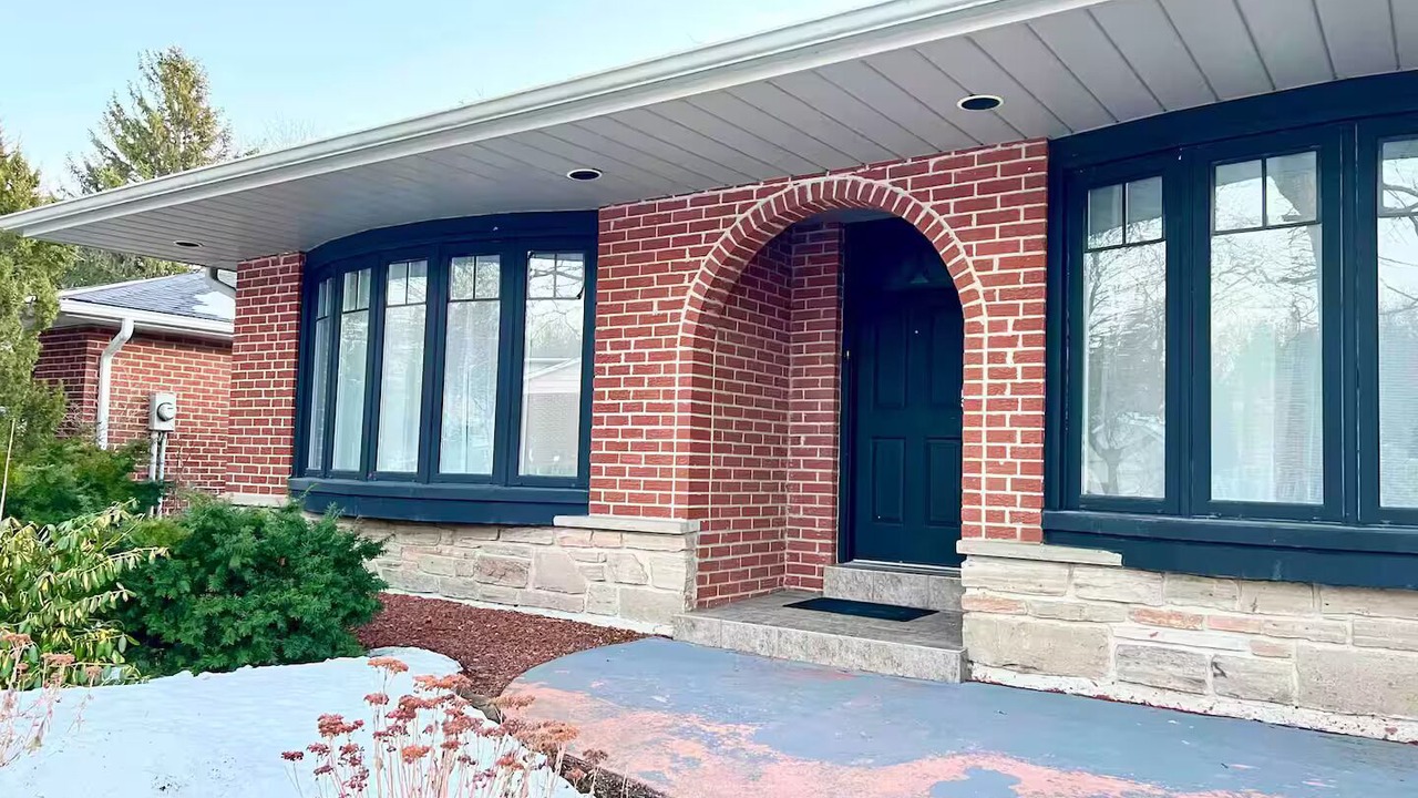Photo of Outdoor in Oakville