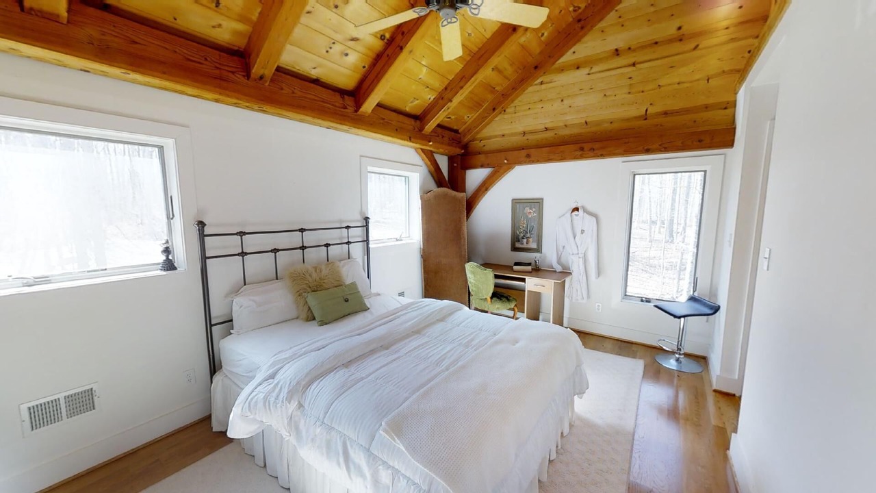 Photo of Bedroom in Powhatan
