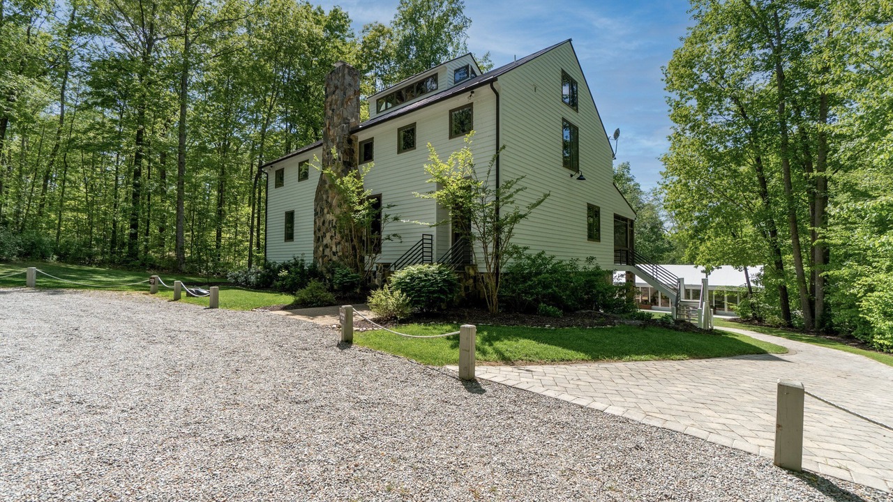 Photo of Outdoor in Powhatan
