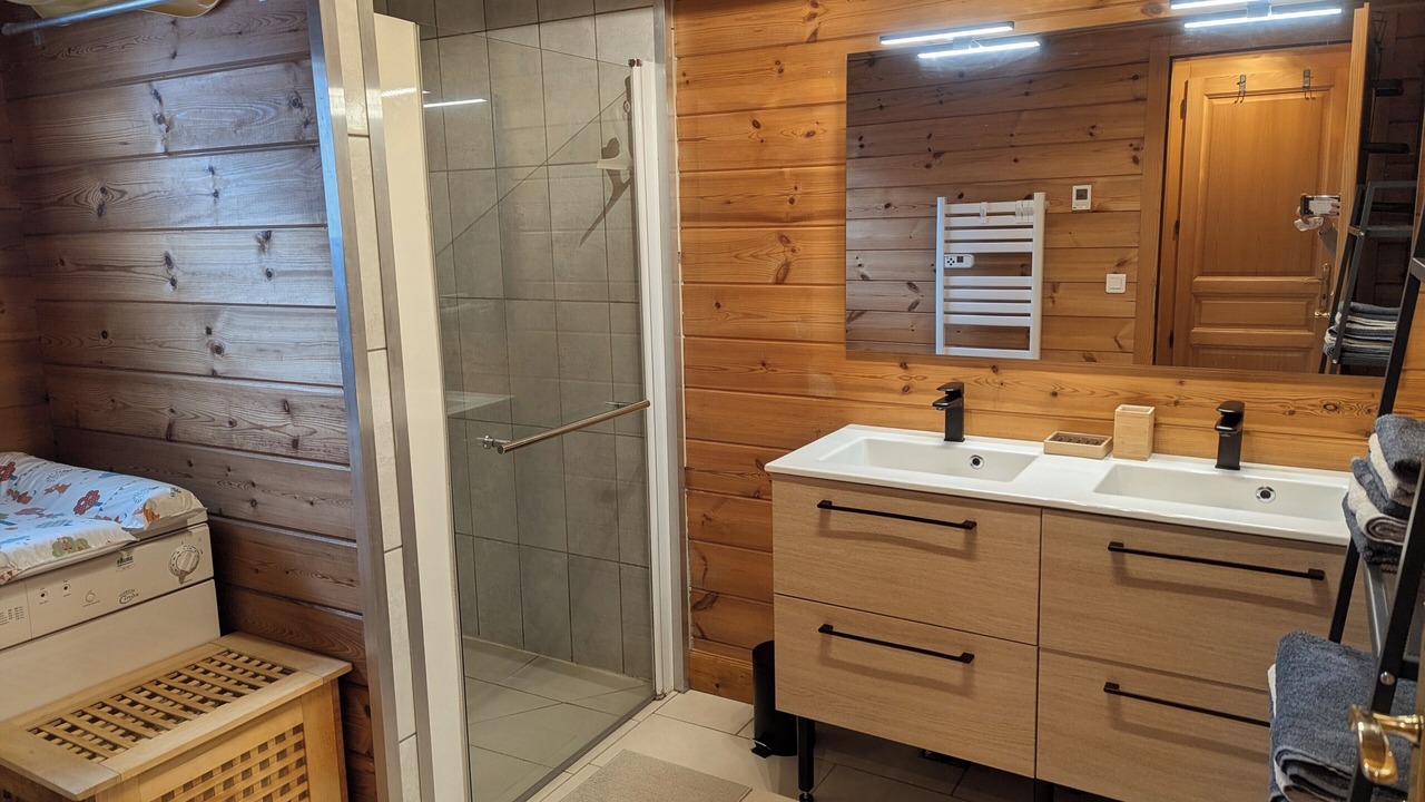 Photo of Bathroom in Saint-Maurice-sur-Moselle