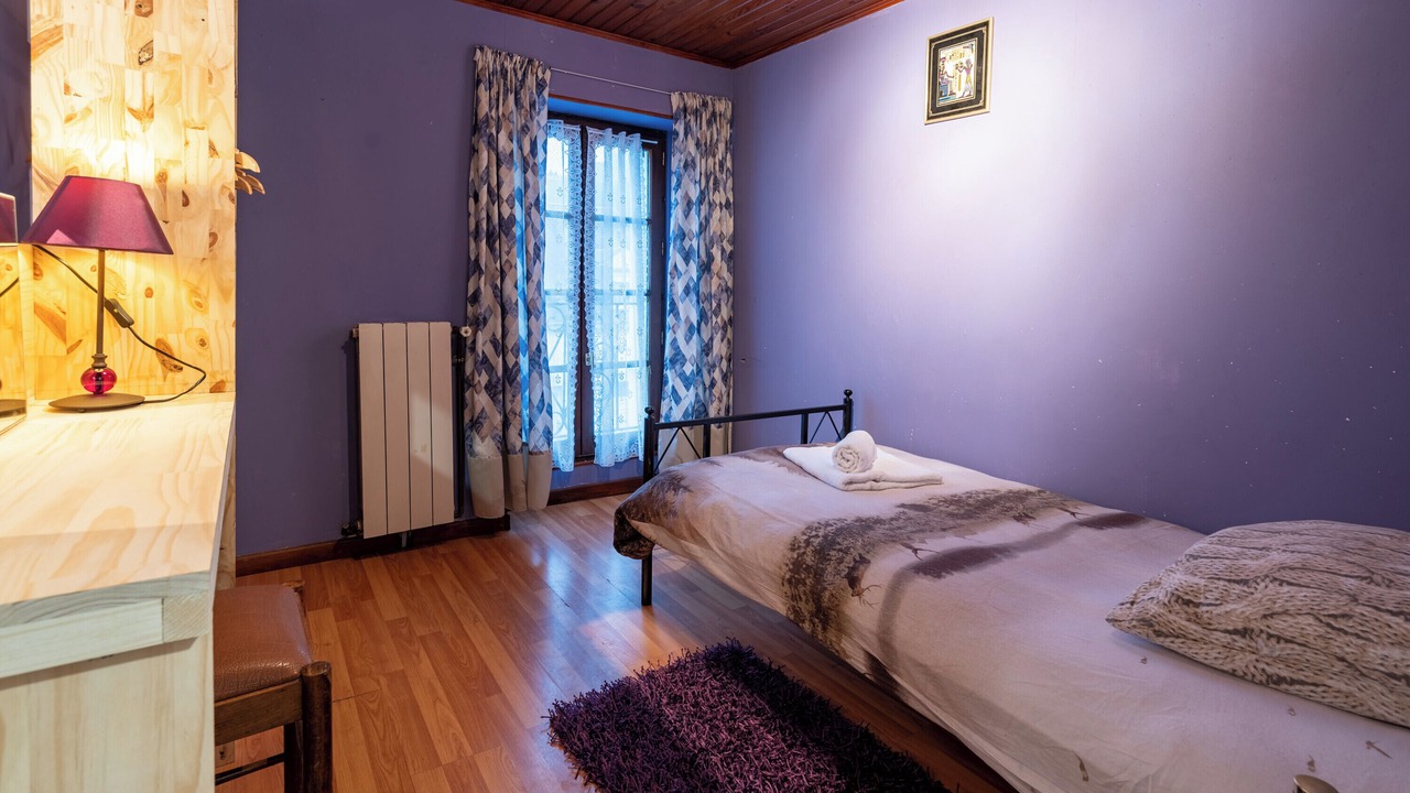 Photo of Bedroom in Sille-le-Guillaume