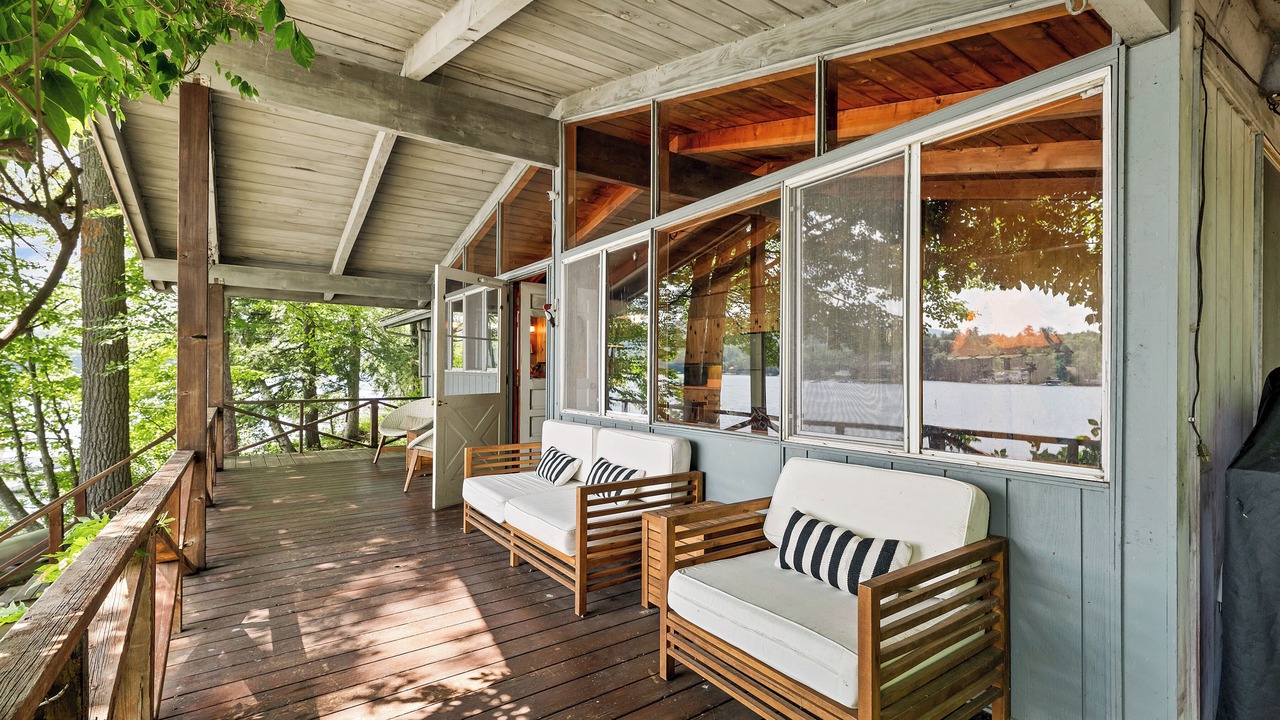 Photo of Patio Balcony in Alton Bay