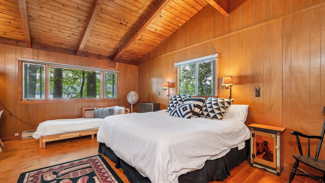 Photo of Bedroom in Alton Bay