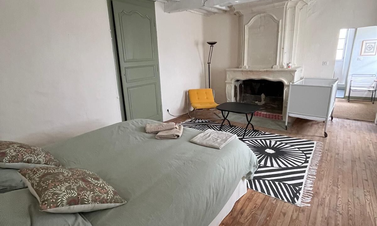 Photo of Bedroom in Candes-Saint-Martin