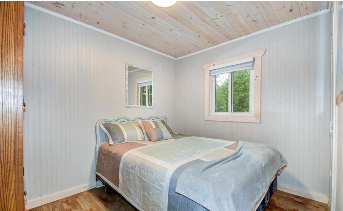 Photo of Bedroom in Bobcaygeon