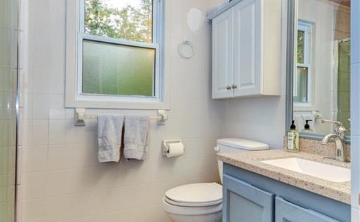 Photo of Bathroom in Bobcaygeon