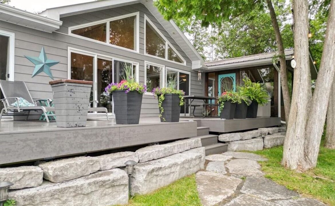 Photo of Patio Balcony in Bobcaygeon