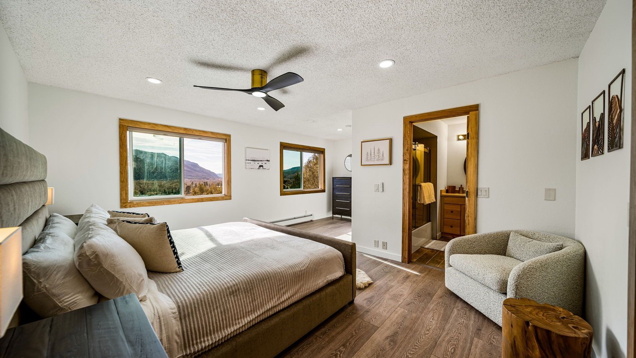 Photo of Bedroom in Hermosa