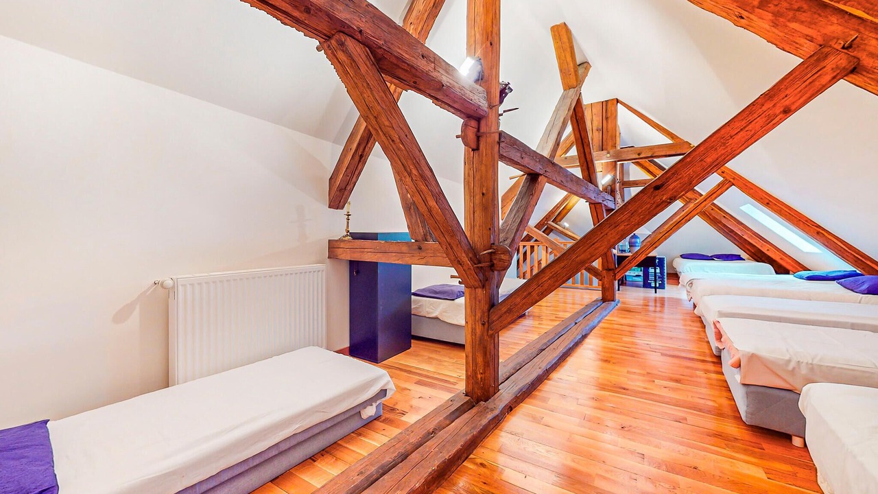 Photo of Others in Aresches