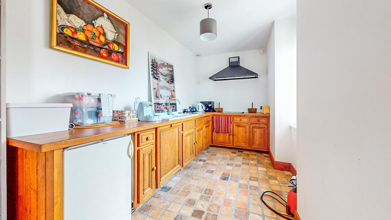 Photo of Others in Aresches