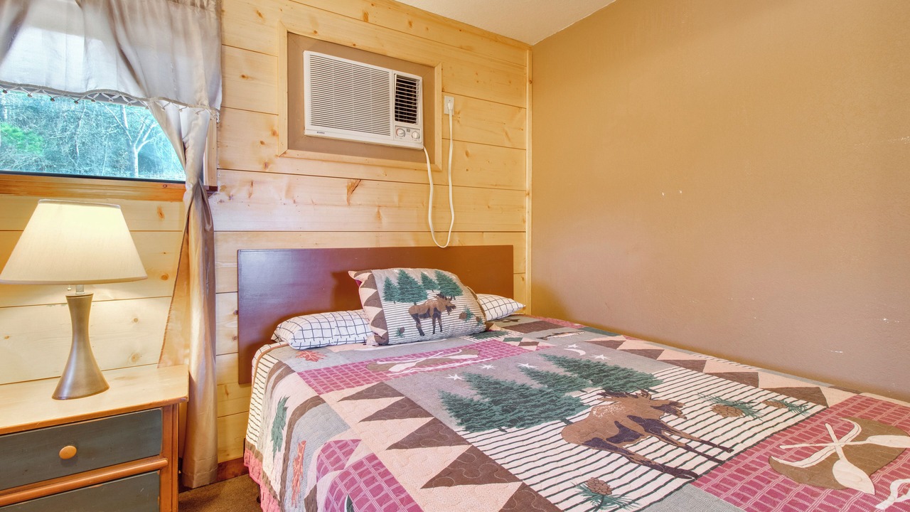 Photo of Bedroom in Mountain View