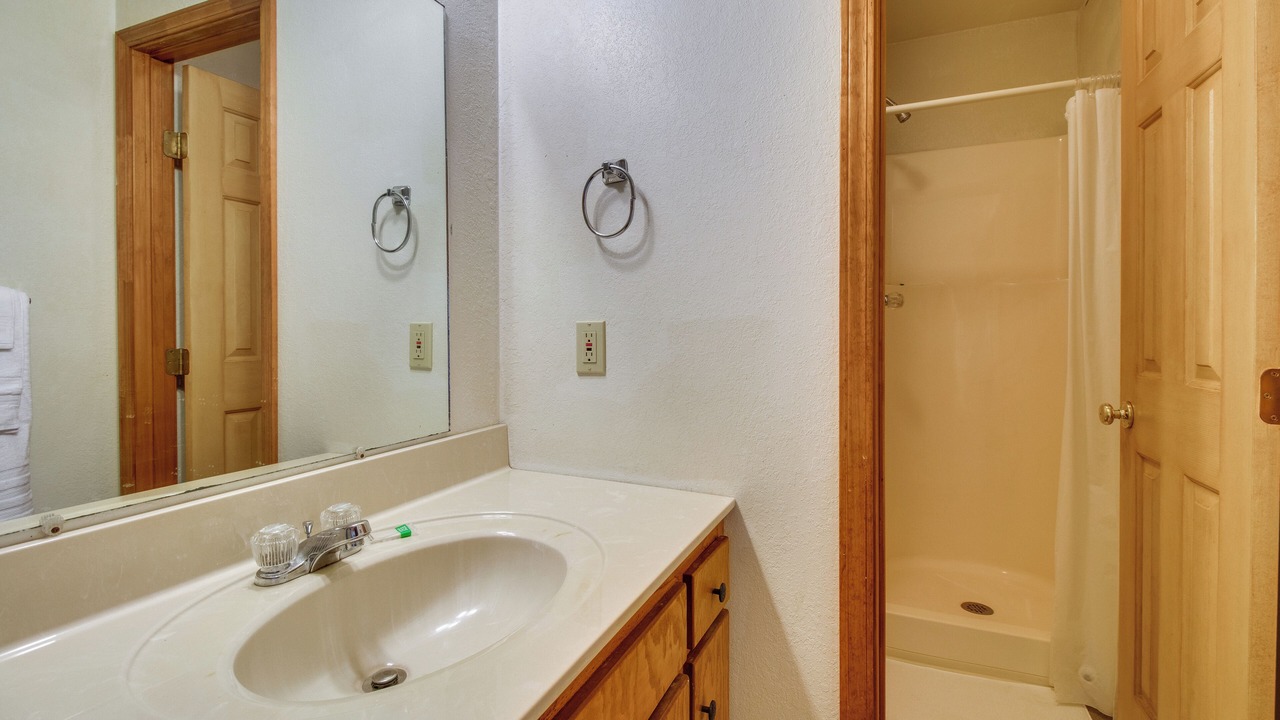 Photo of Bathroom in Mountain View