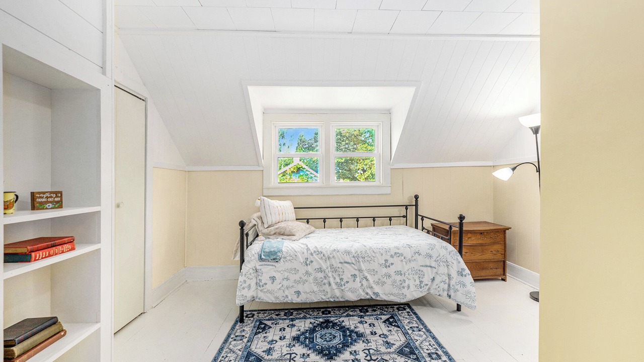 Photo of Bedroom in Manistee