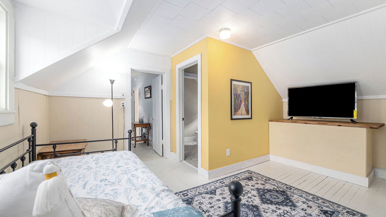 Photo of Bedroom in Manistee
