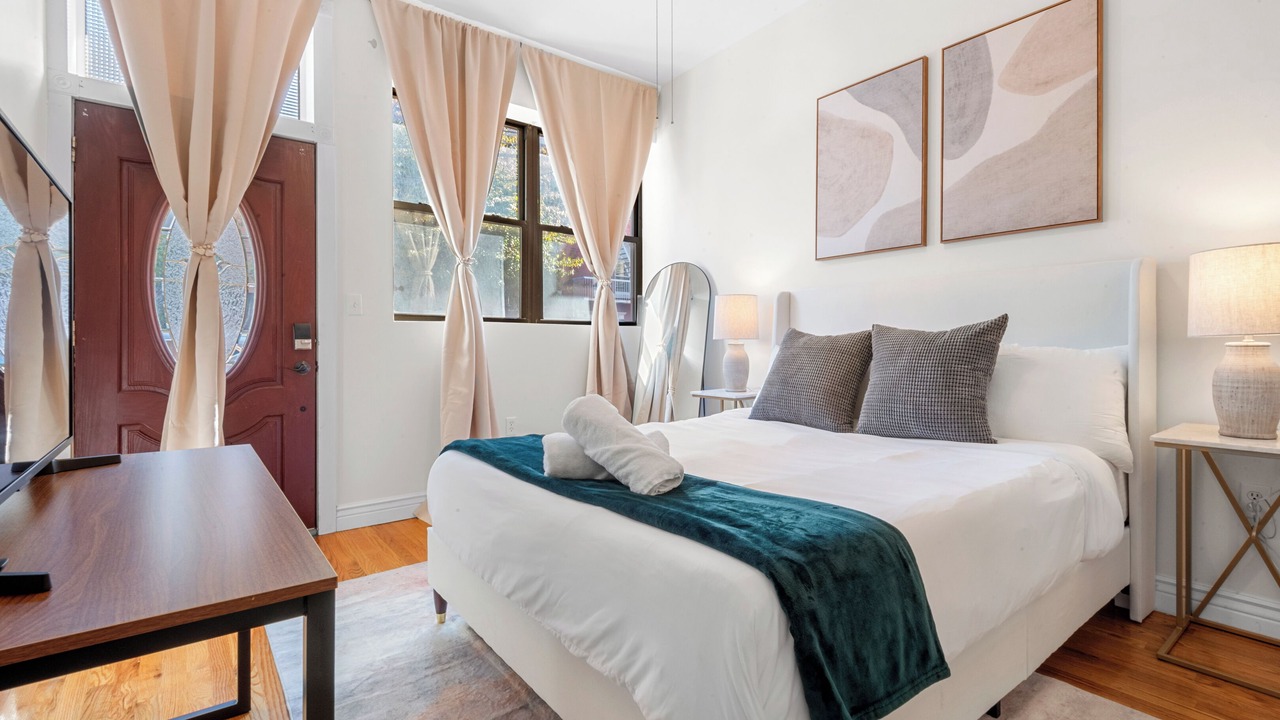Photo of Bedroom in Hoboken