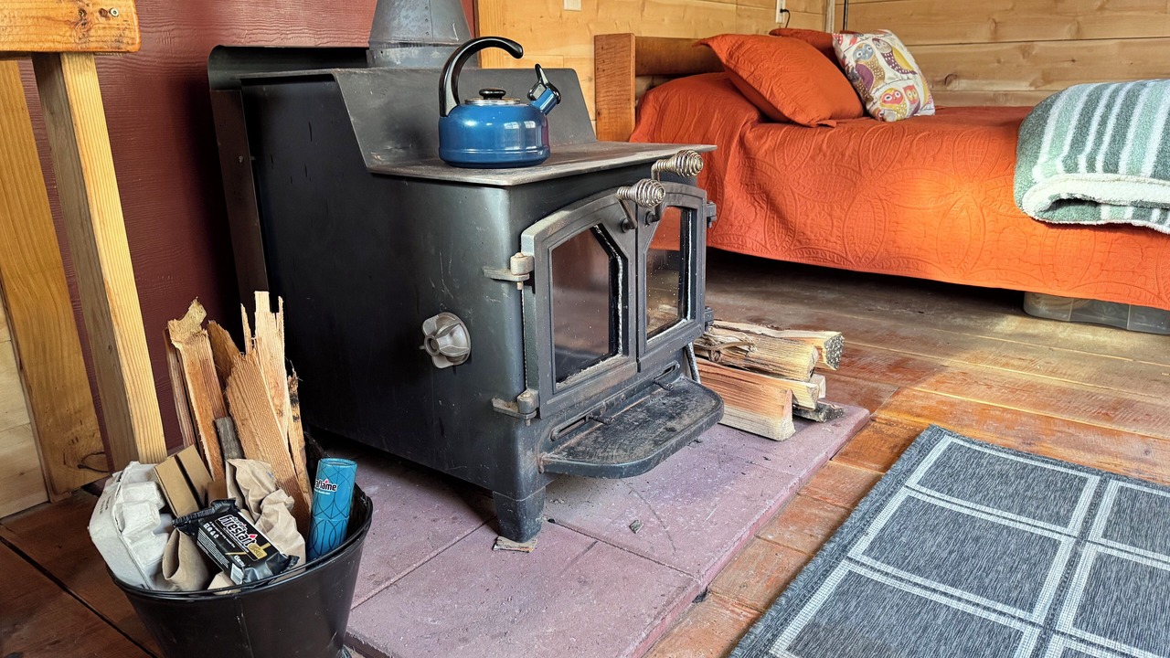 Photo of Bedroom in Umpqua