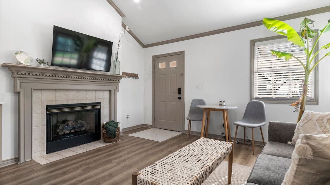 Photo of Livingroom in Ramona