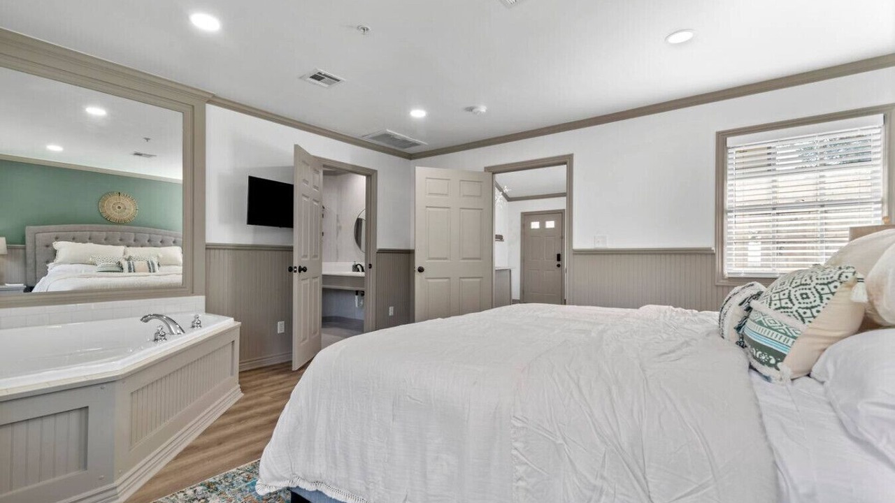 Photo of Bedroom in Ramona