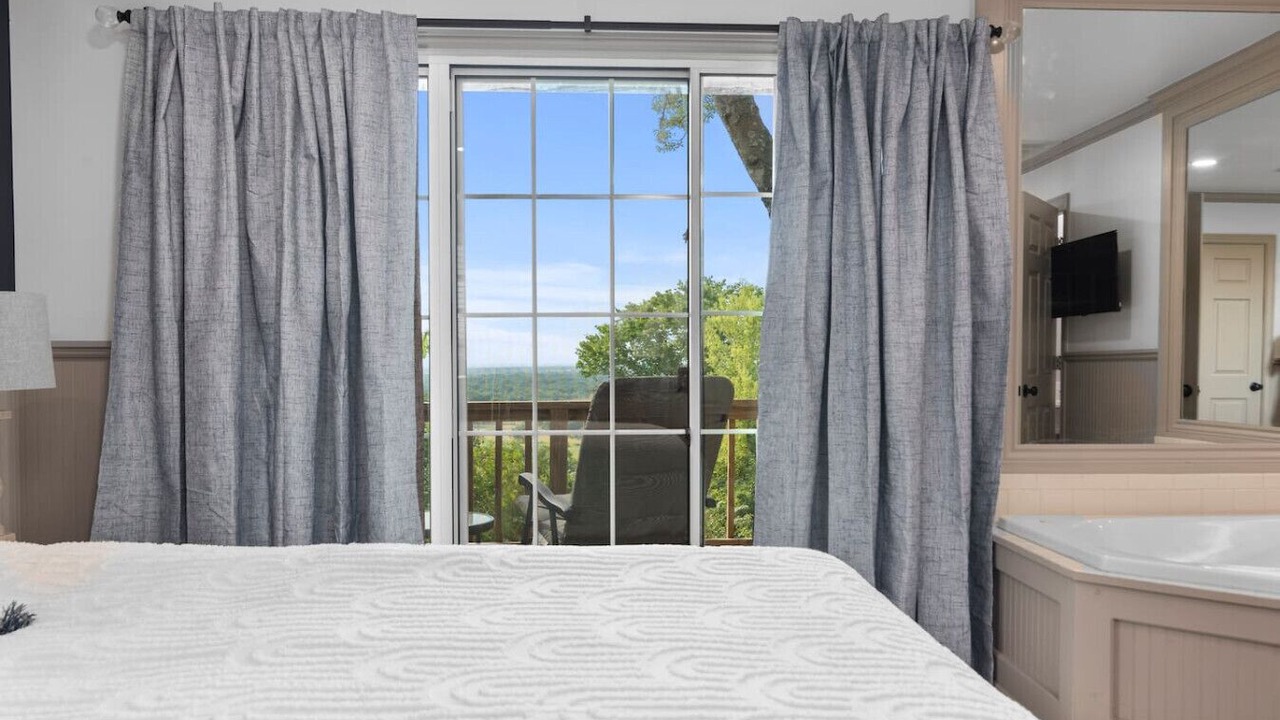 Photo of Bedroom in Ramona