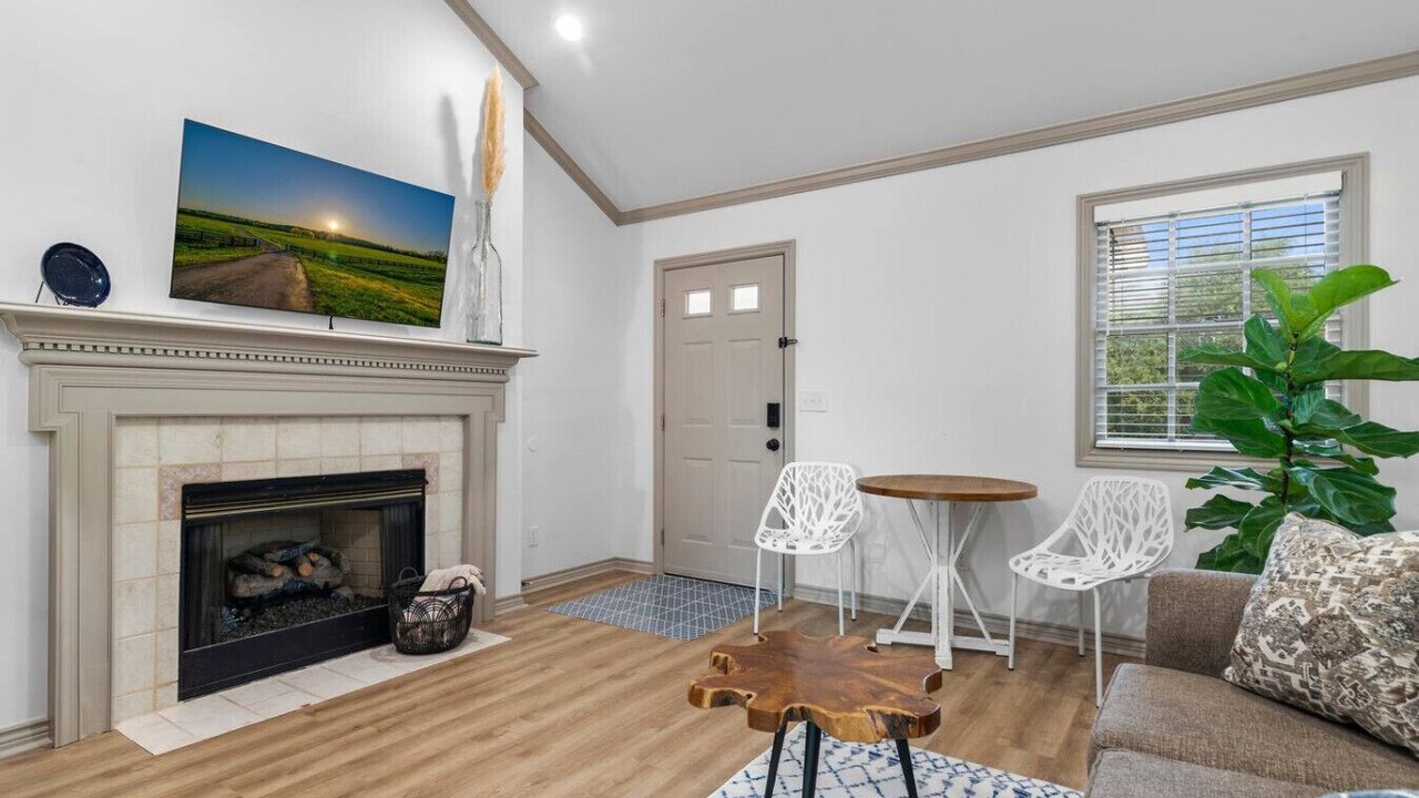 Photo of Livingroom in Ramona