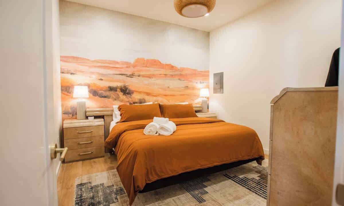 Photo of Bedroom in South Broadway