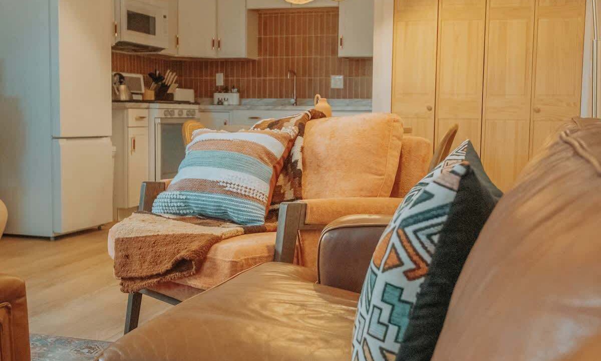 Photo of Livingroom in South Broadway