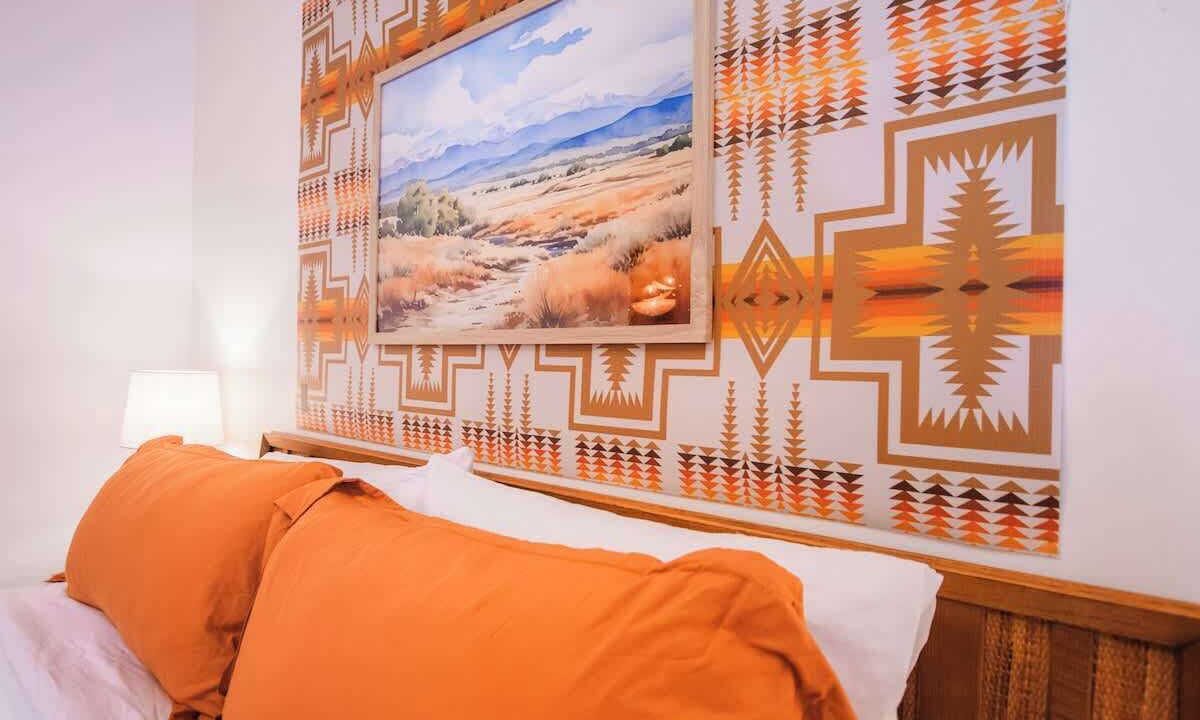 Photo of Bedroom in South Broadway