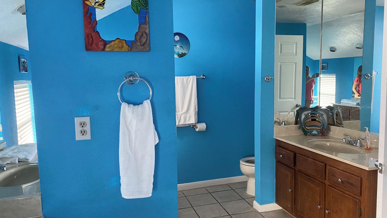 Photo of Bathroom in Seven Coves