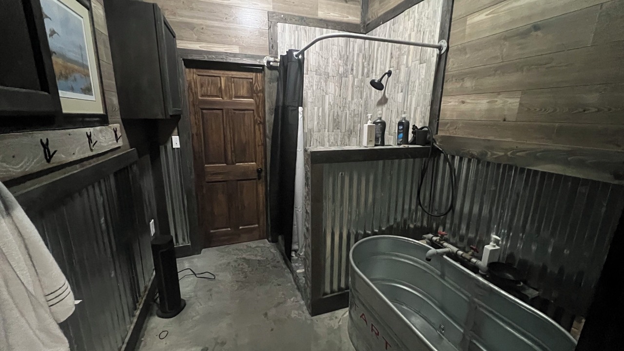 Photo of Bathroom in Benton