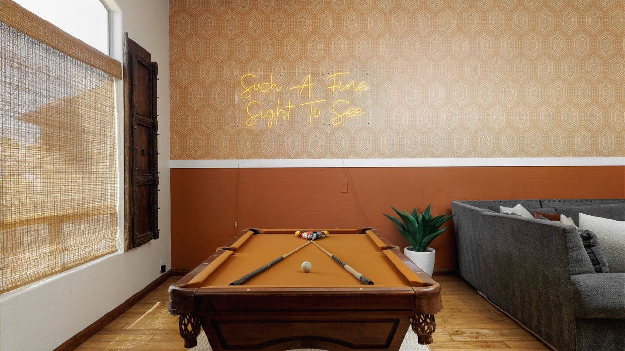 Photo of Bedroom in Arabian Crest