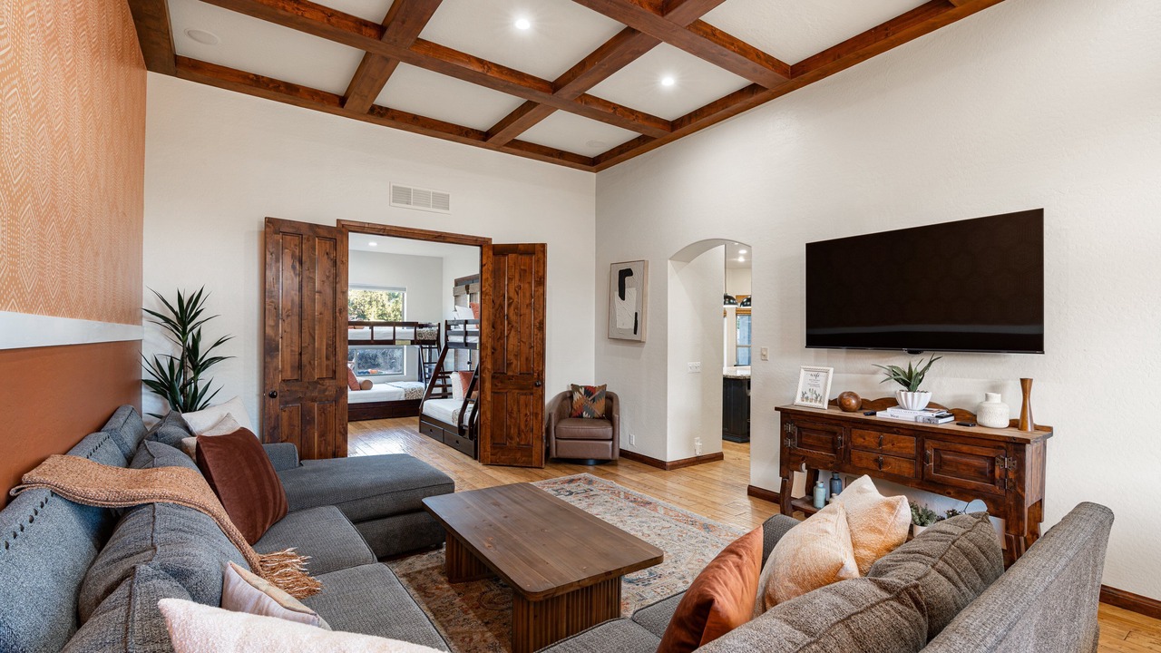 Photo of Livingroom in Arabian Crest