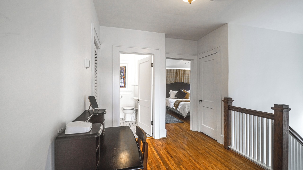Photo of Bedroom in Roanoke
