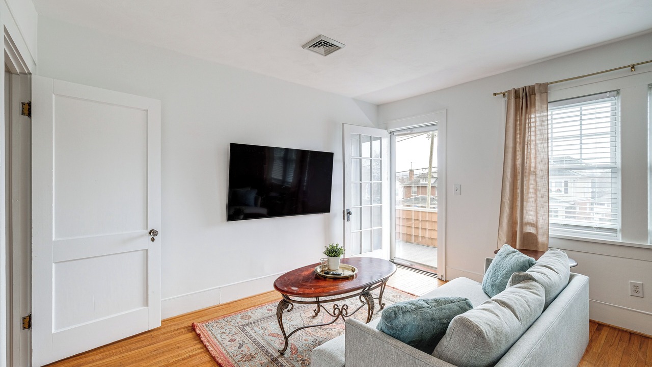 Photo of Bedroom in Roanoke
