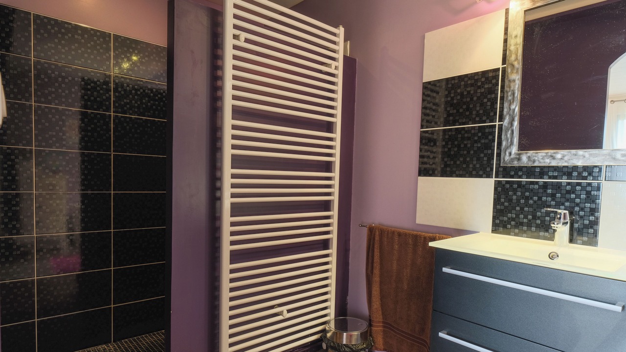 Photo of Bathroom in Barneville-Carteret