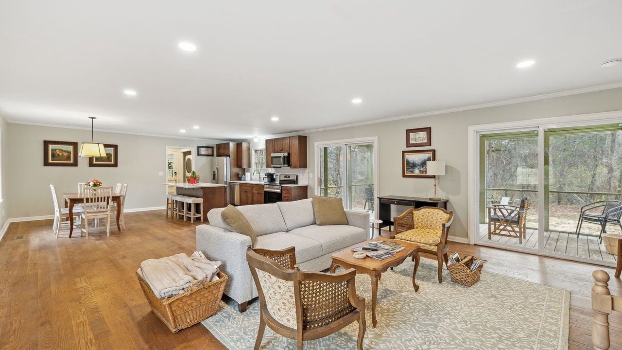 Photo of Livingroom in Franklin