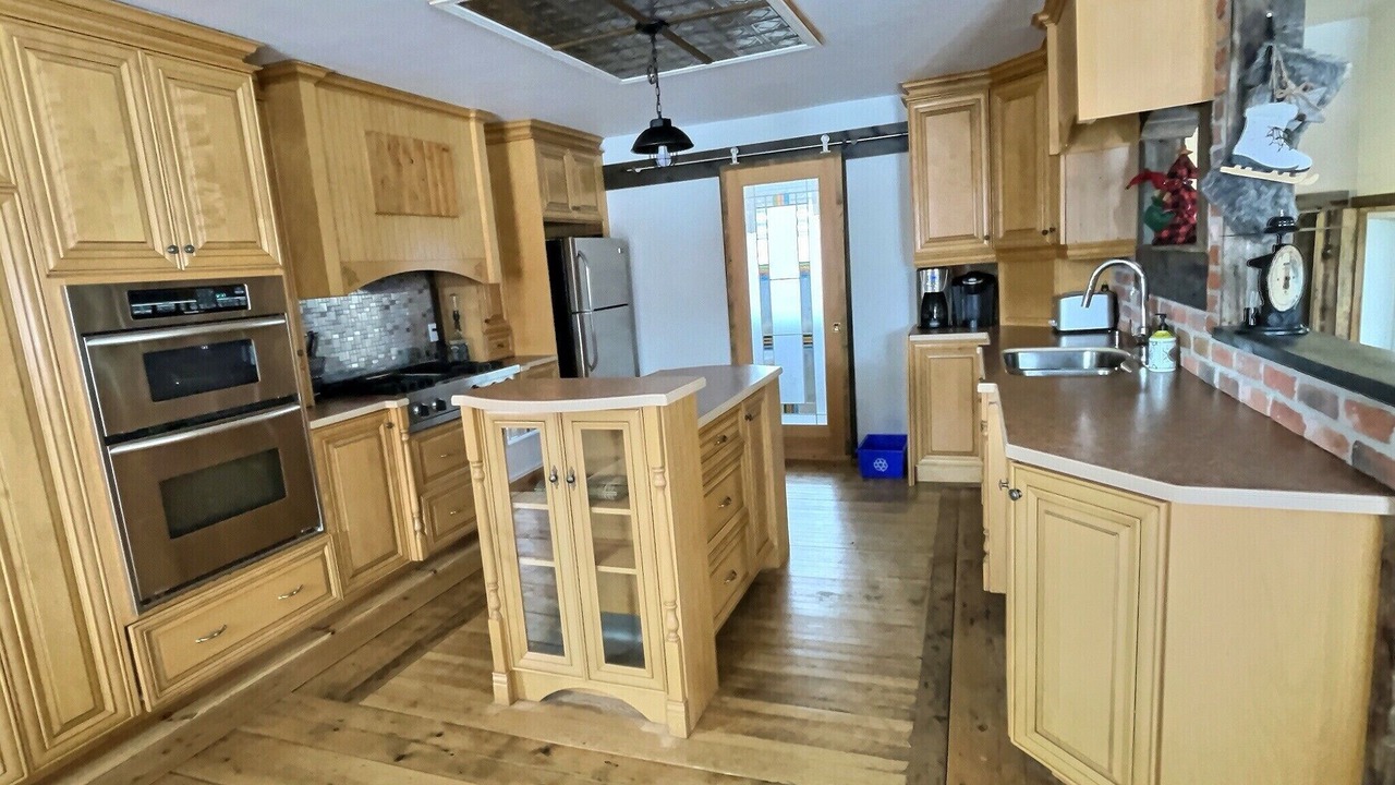 Photo of Kitchen in Lac-Megantic