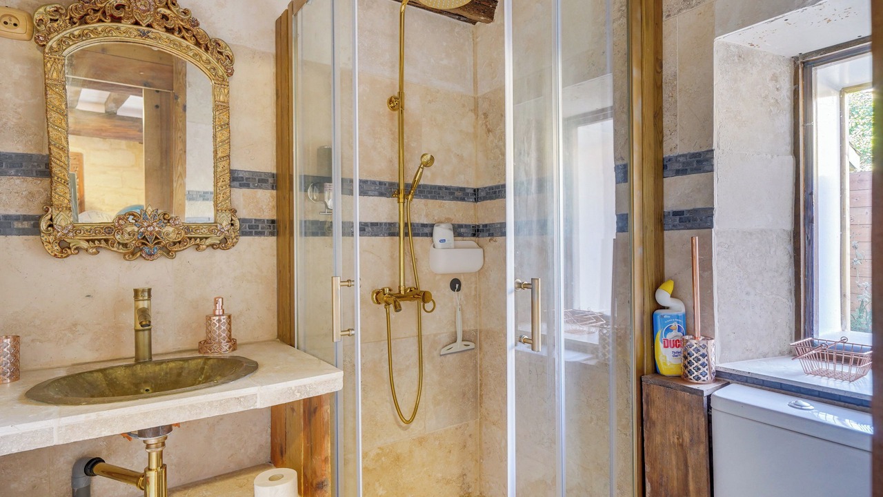 Photo of Bathroom in Pauillac