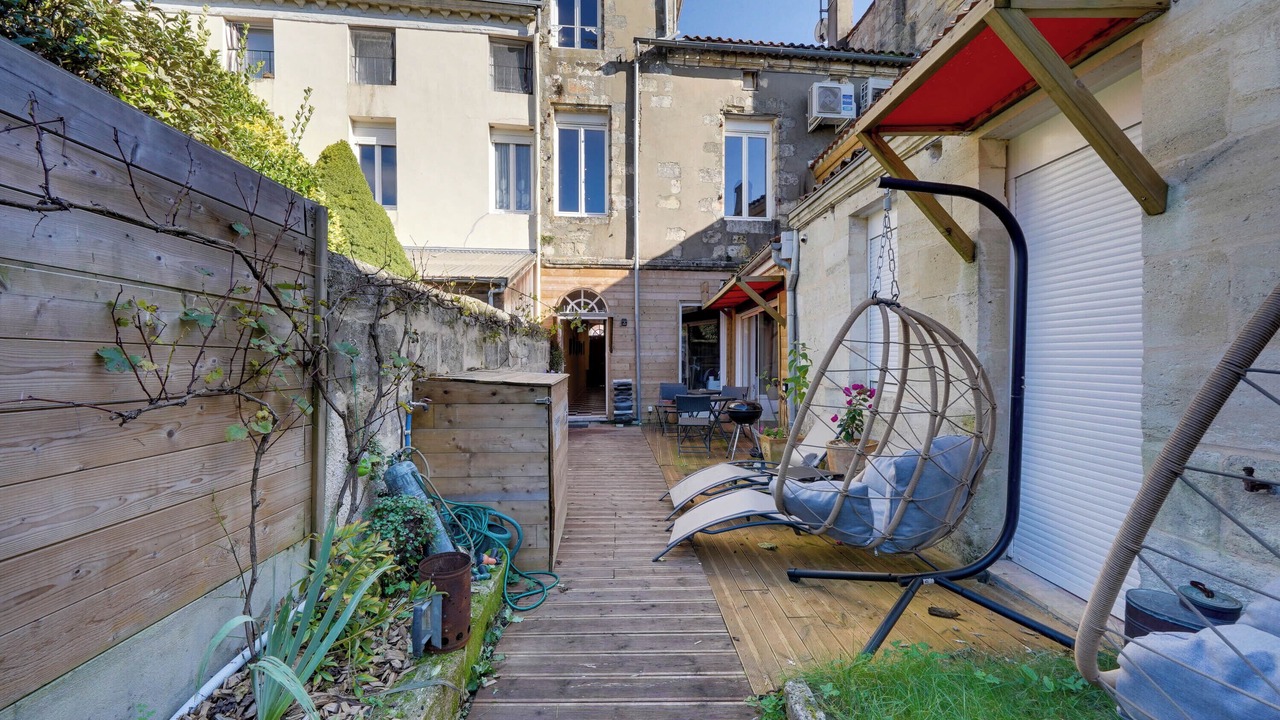 Photo of Patio Balcony in Pauillac