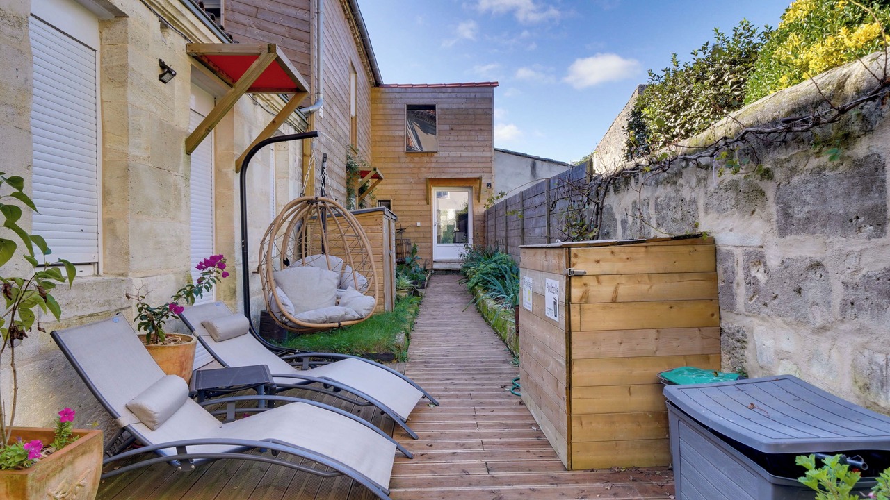 Photo of Patio Balcony in Pauillac