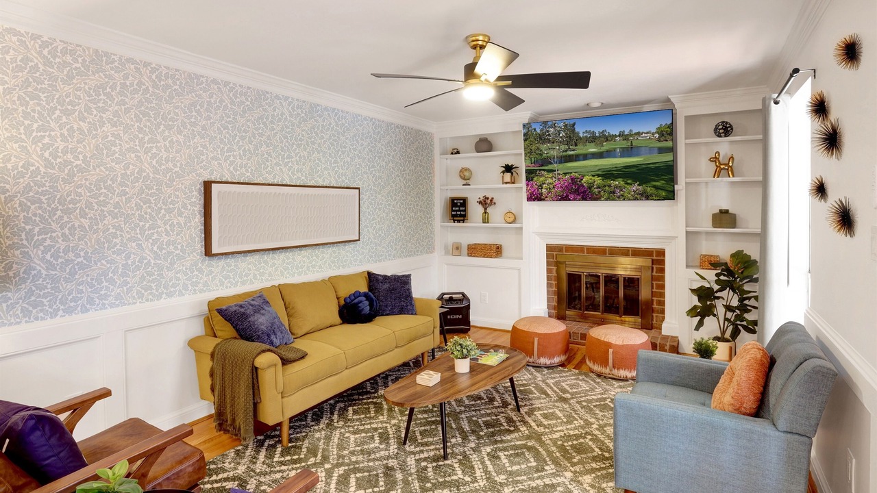 Photo of Livingroom in Evans