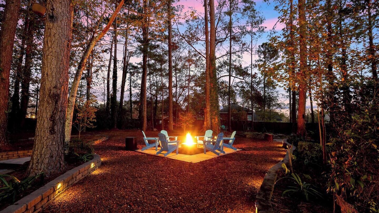 Photo of Others in Evans