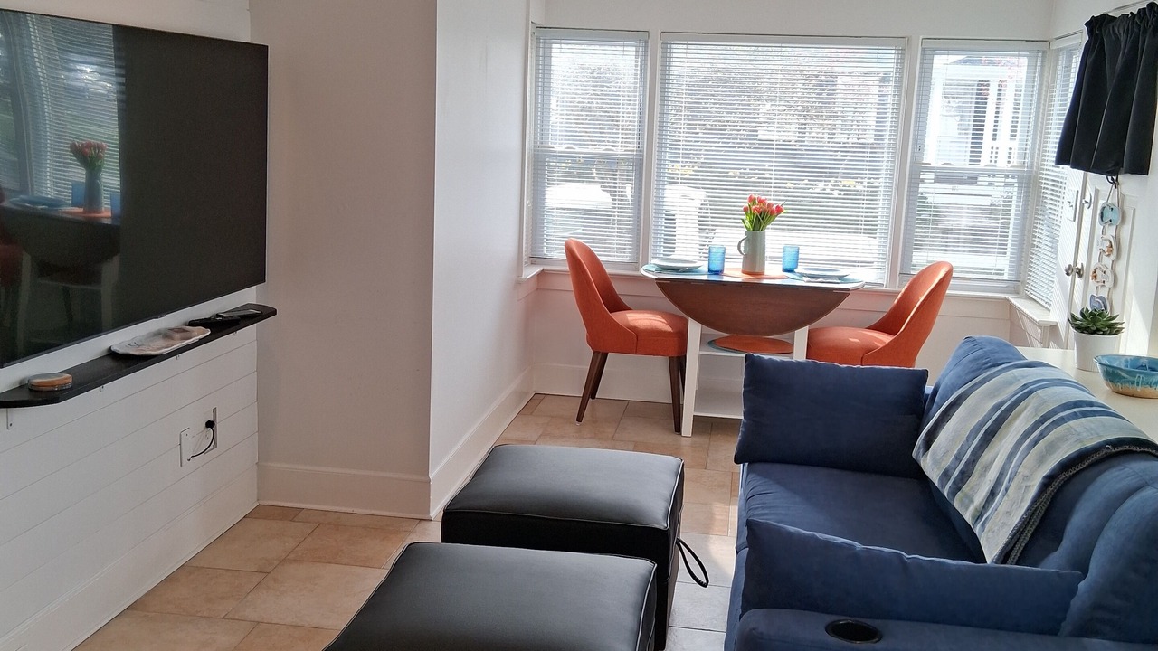 Photo of Livingroom in Bradley Beach