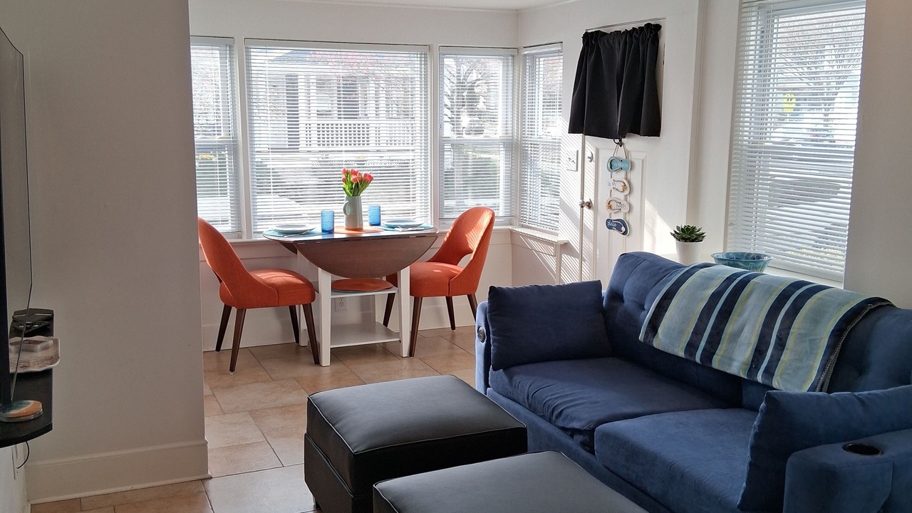 Photo of Livingroom in Bradley Beach