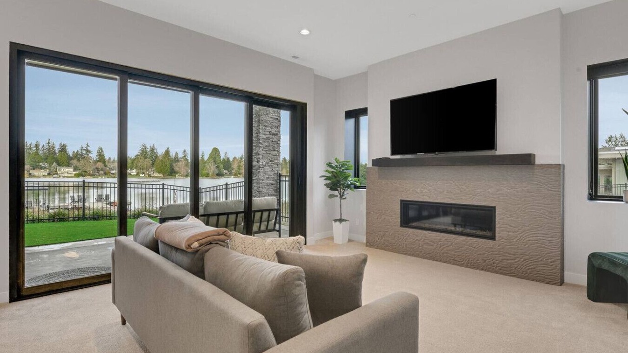 Photo of Bedroom in Burien