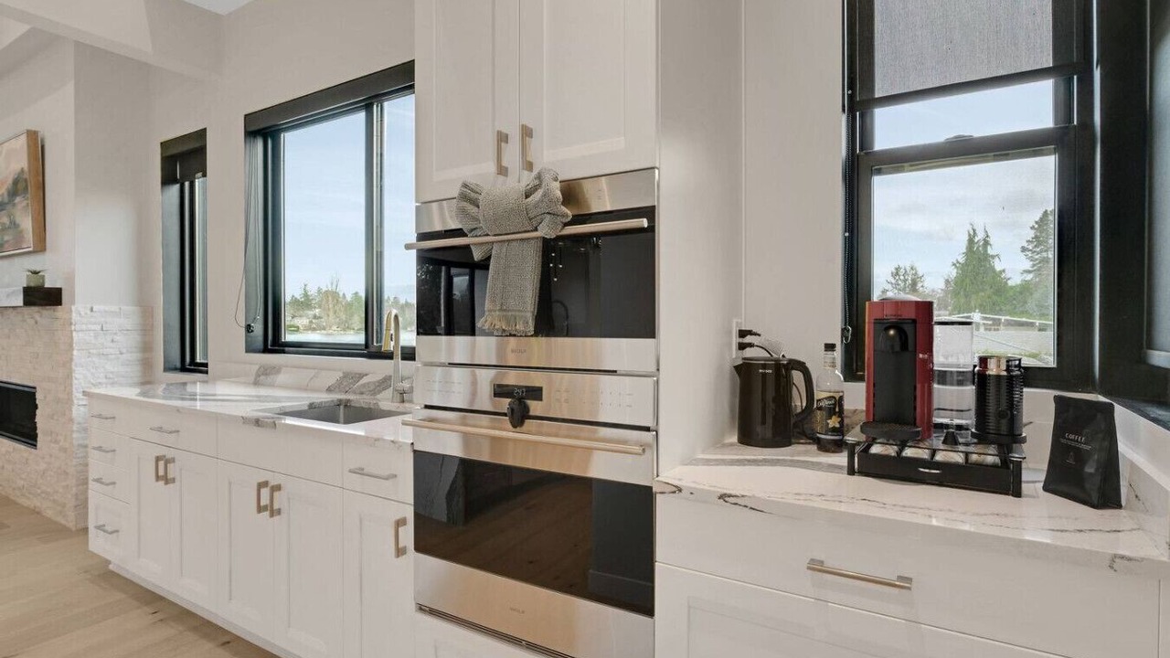 Photo of Others in Burien